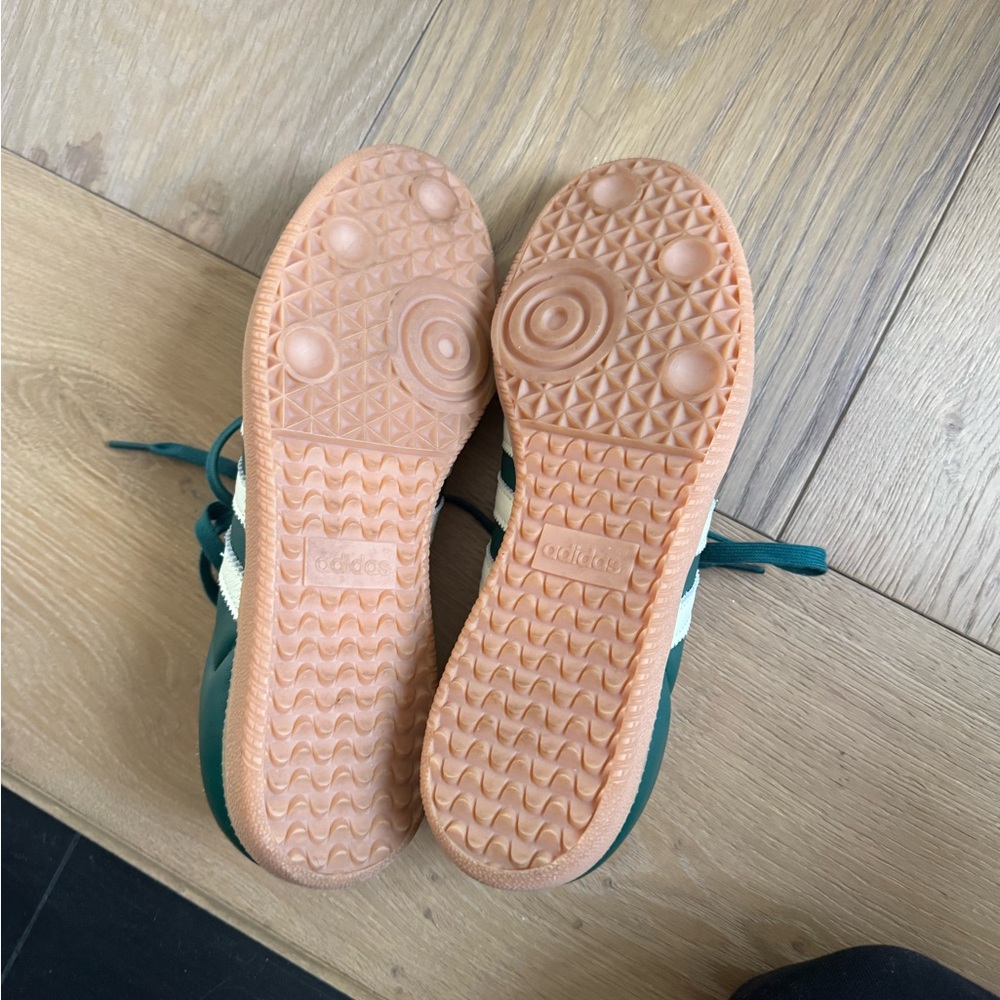 Adidas Collegiate Green Sambas Women’s size 9 - Picture 4 of 16